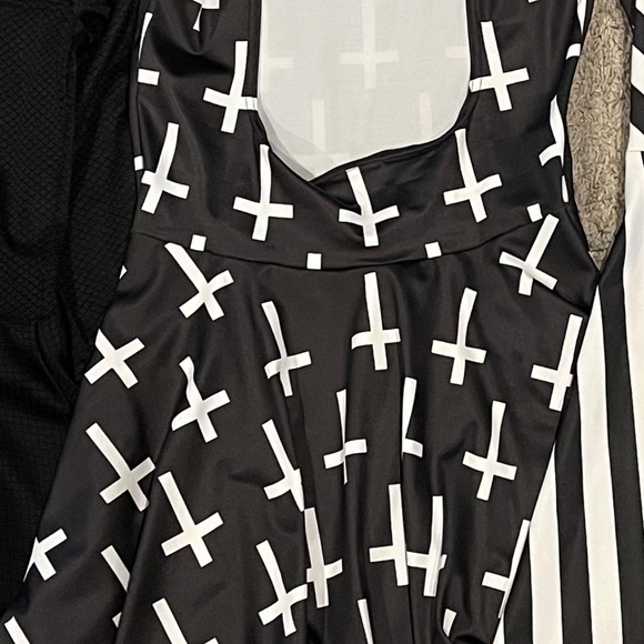 Blackmilk underbust cross of St. Peter - Picture 2 of 2